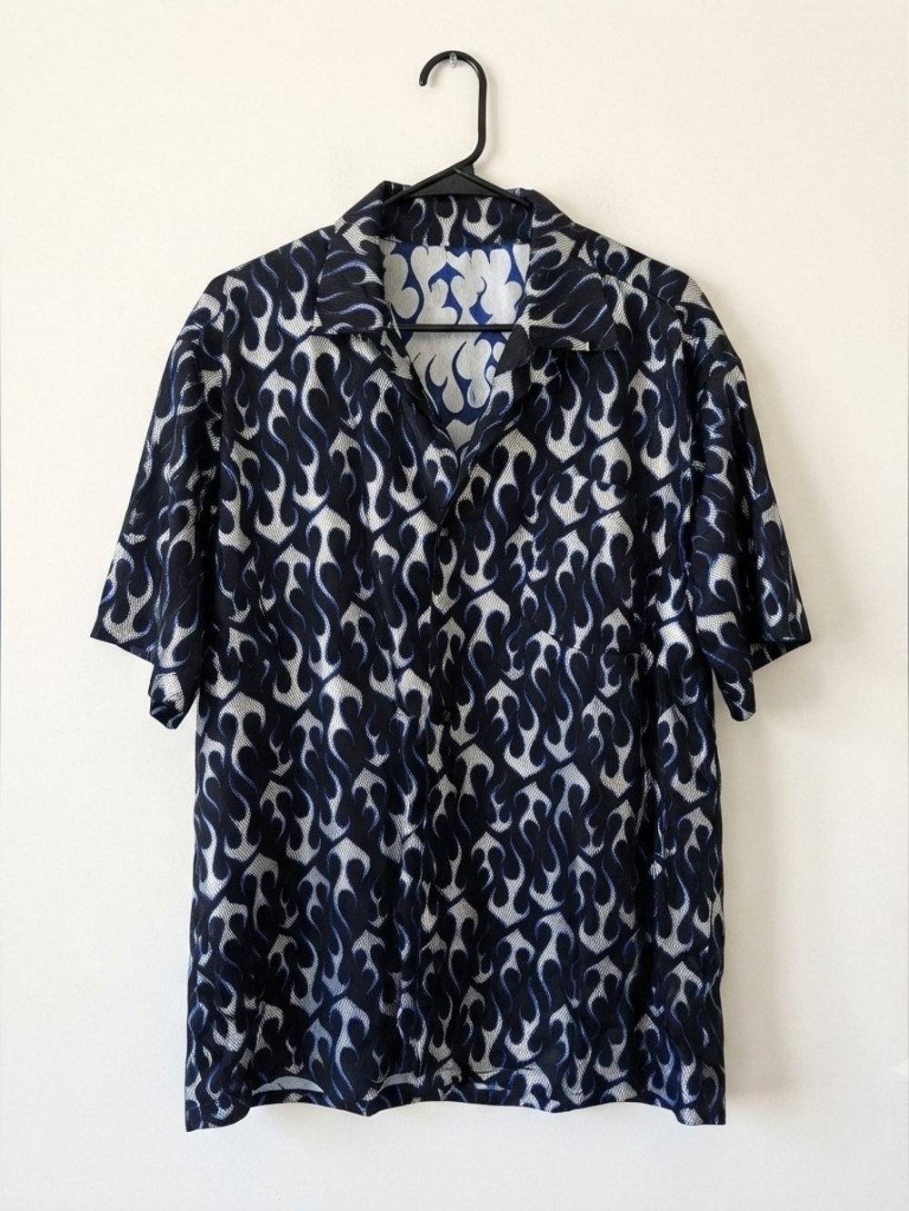 ODO Men's Short Sleeve Button-Up Shirt - Black w/ Metallic Silver & Blue Flames